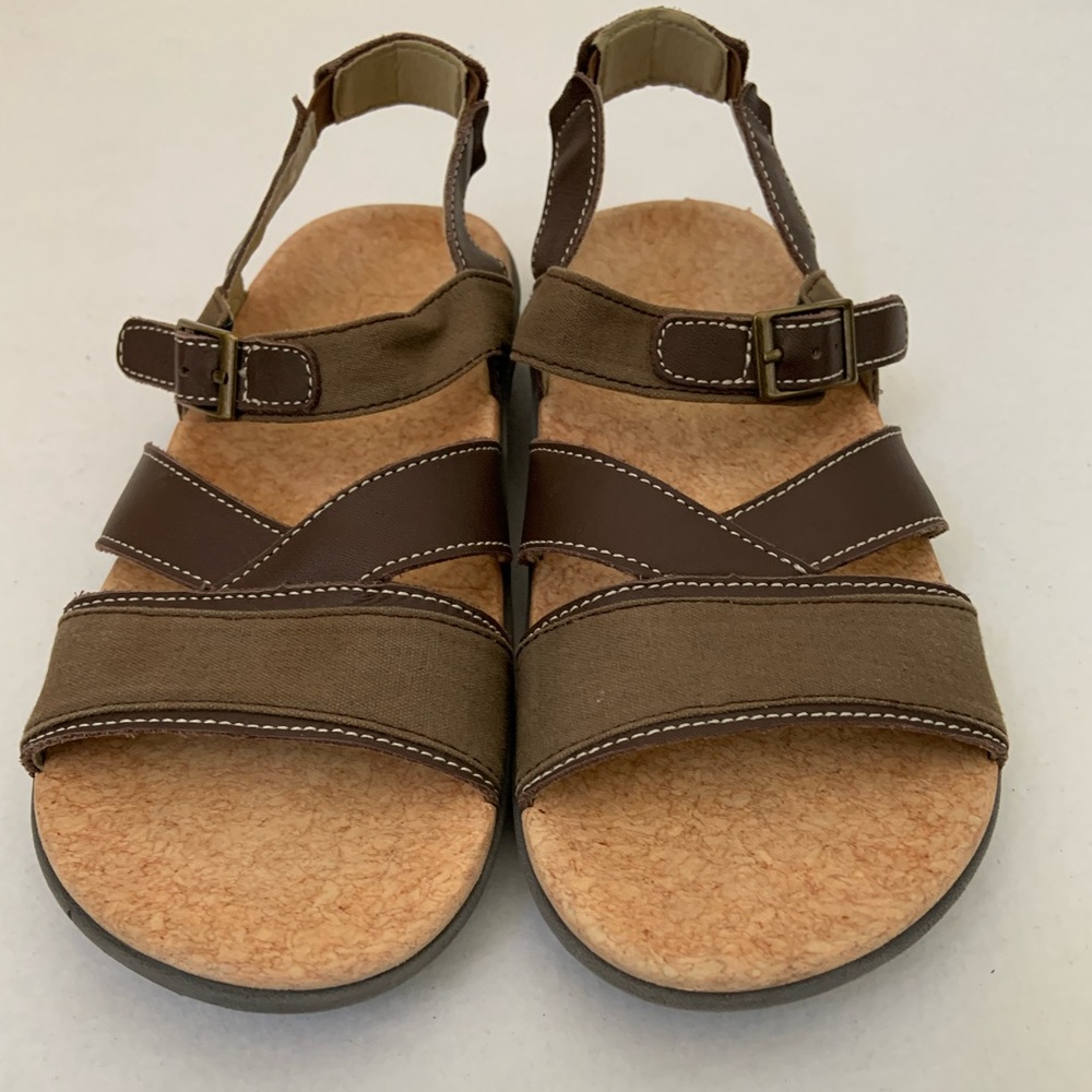 SPENCO Women’s orthotics strap sandals sz 7W brown. Excellent condition